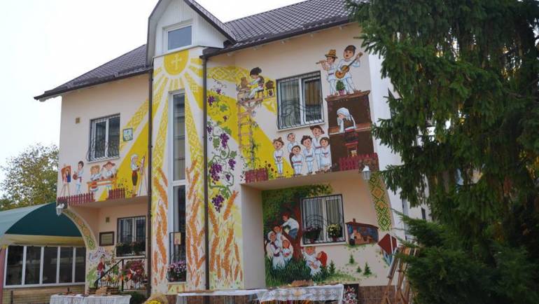 10 ani de activitate a Centrului Social “Sf. Filaret cel Milostiv” de pe lângă biserica “Sf. Nicolae” din Costeşti, r. Ialoveni
