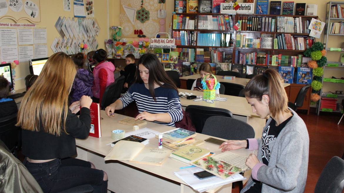 Săptămîna Națională a Voluntariatului a dat start și în satul Costești!
