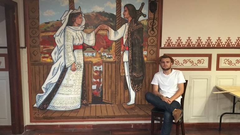 Alexei Luca – tînărul din Costești care inspiră și promovează localitatea prin picturile sale murale