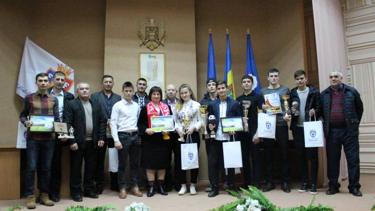 Sportivii din Costești au cîștigat 11 premii de frunte la Gala Raională a Sportului