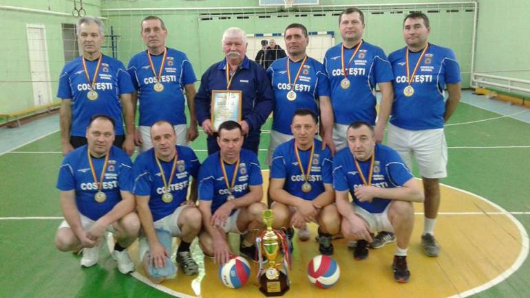 Satul Costești a cîștigat Campionatul raionului la volei veterani 40+