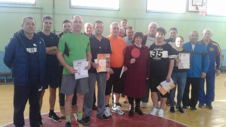 Veaceaslav Ionaș, Aliona Borta și Luca Bivol sînt cîștigătorii Campionatului local la tenis de masă