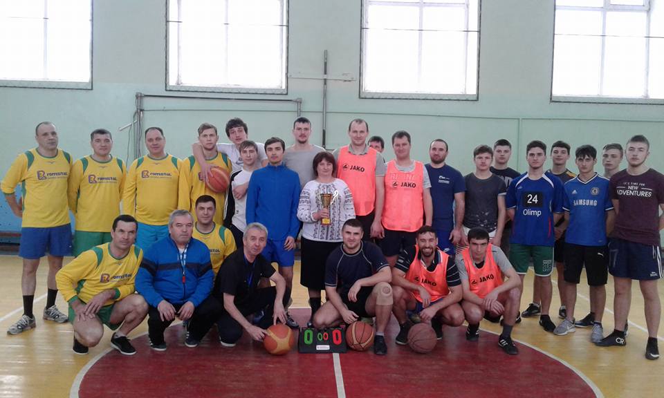 Campionatul local de baschet pentru bărbați și-a desemnat cîștigătorii