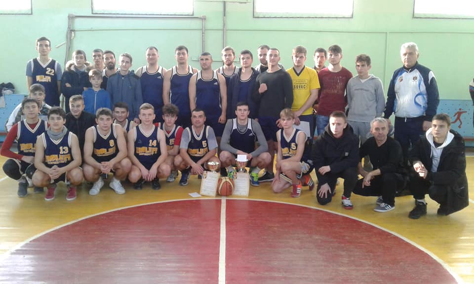 Echipa de băieți din Costești a cîștigat locul I la Baschet (seniori)