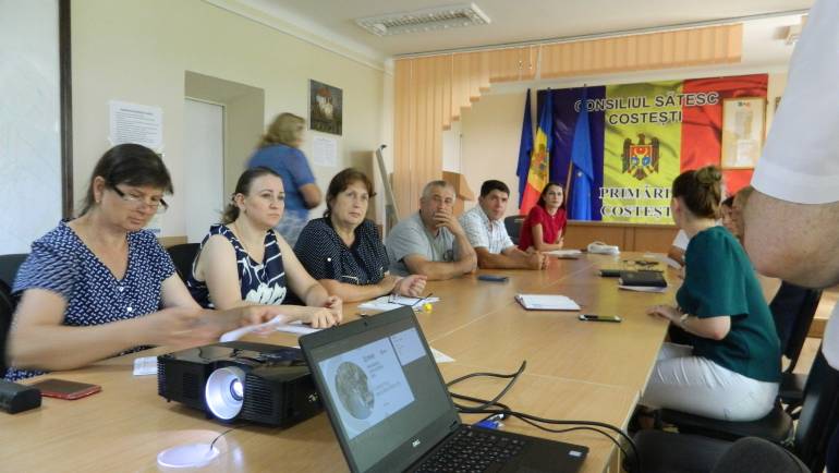 Angajații Primăriei au fost instruiți privind crearea unui Centru de Informare și Prestări Servicii