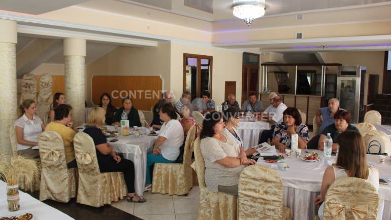 La o cafea cu primarul satului Costești