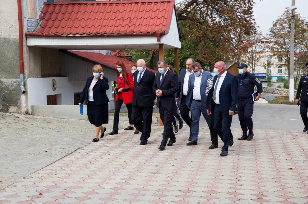 Satul Costești a fost vizitat de Prim-Ministrul Republicii Moldova