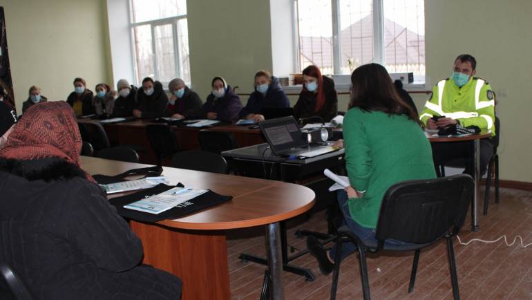 Atelier pentru părinți privind aspecte legale ce țin de protecția copiilor