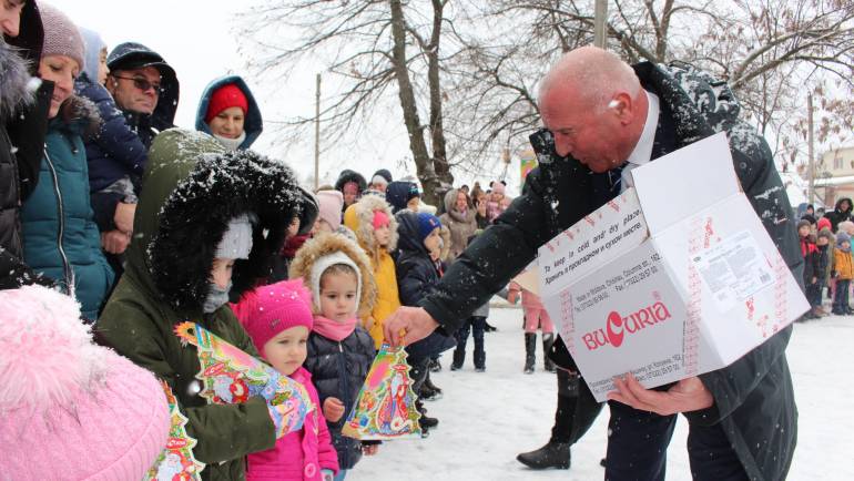 Magie în centrul satului Costești!